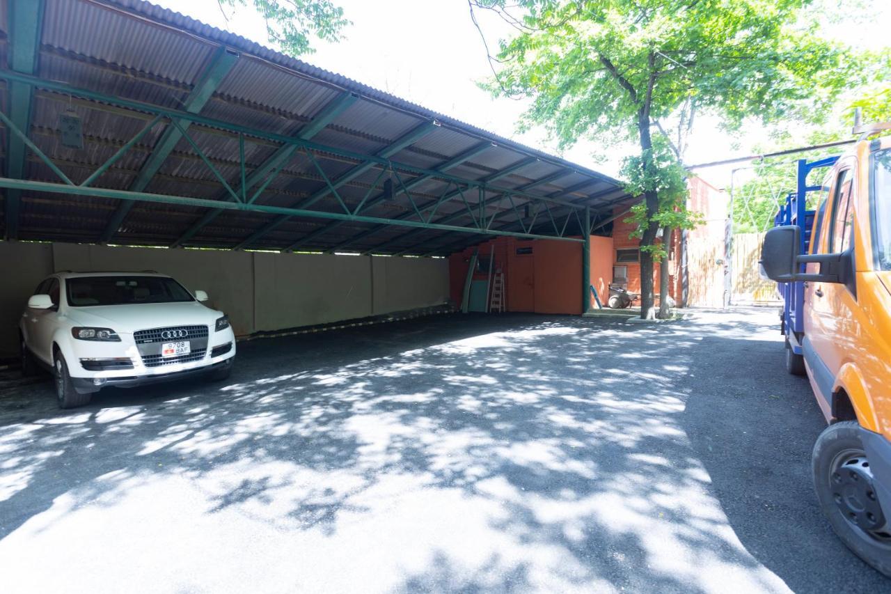 Koisha Bishkek Exterior foto