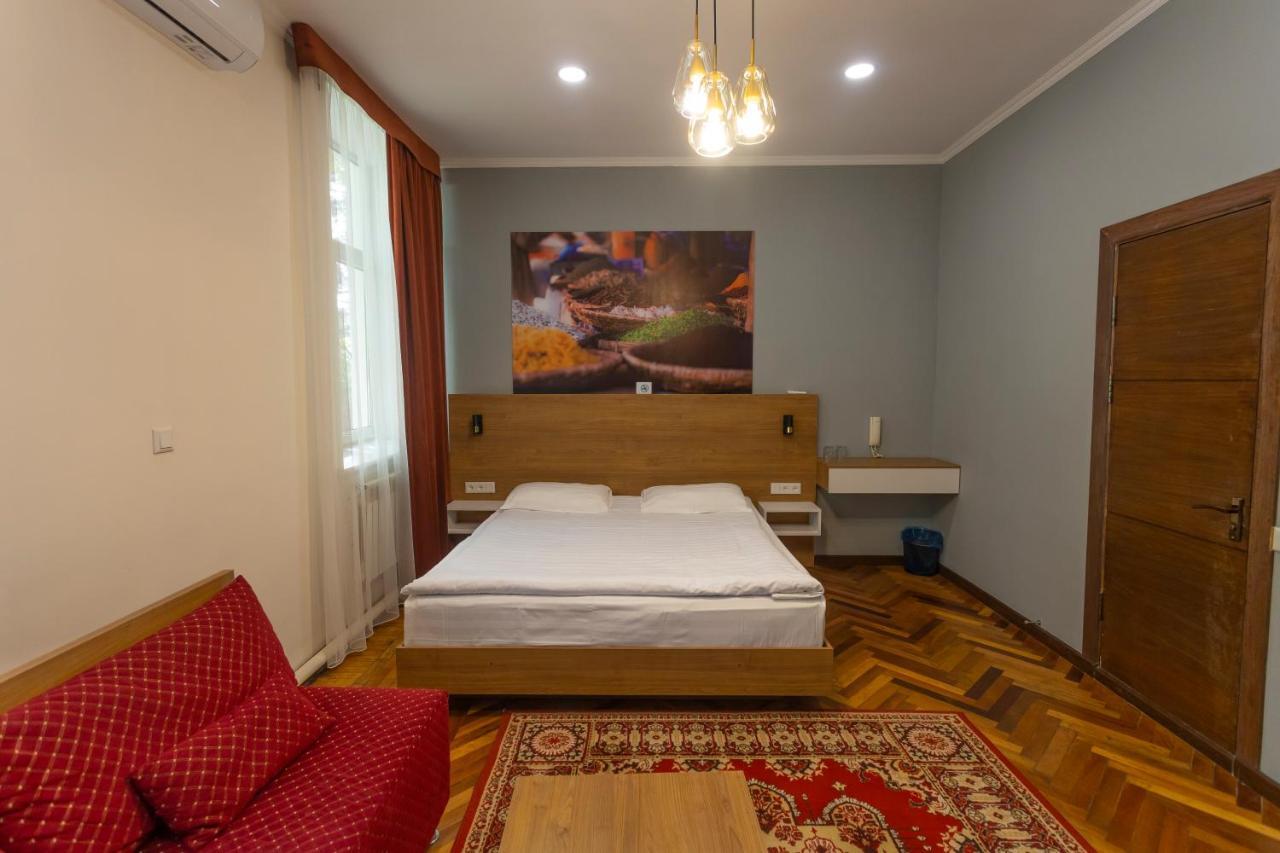 Koisha Bishkek Exterior foto