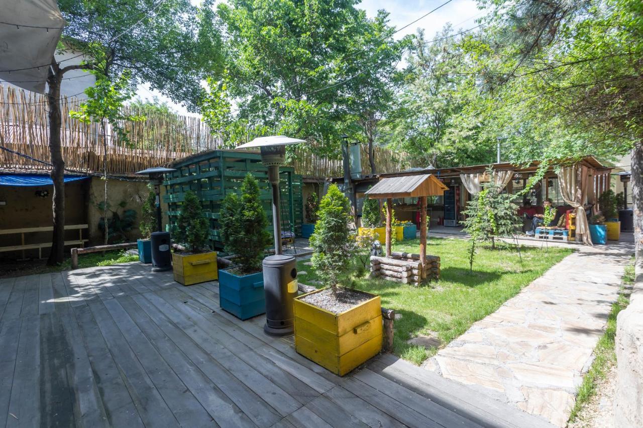Koisha Bishkek Exterior foto